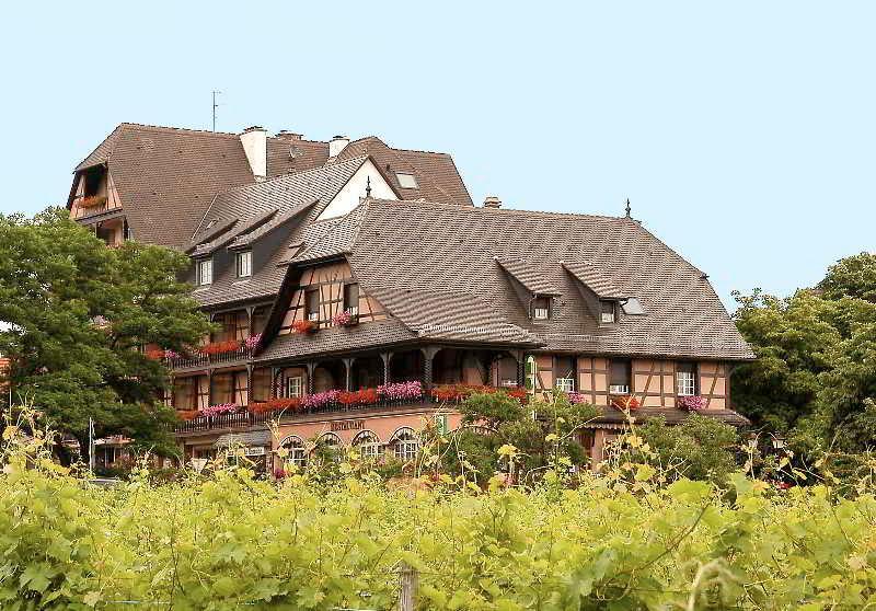 Hotel Munsch Restaurant & Wellness, Colmar Nord - Haut-Koenigsbourg แซ็ง-อิปโปลีท ภายนอก รูปภาพ