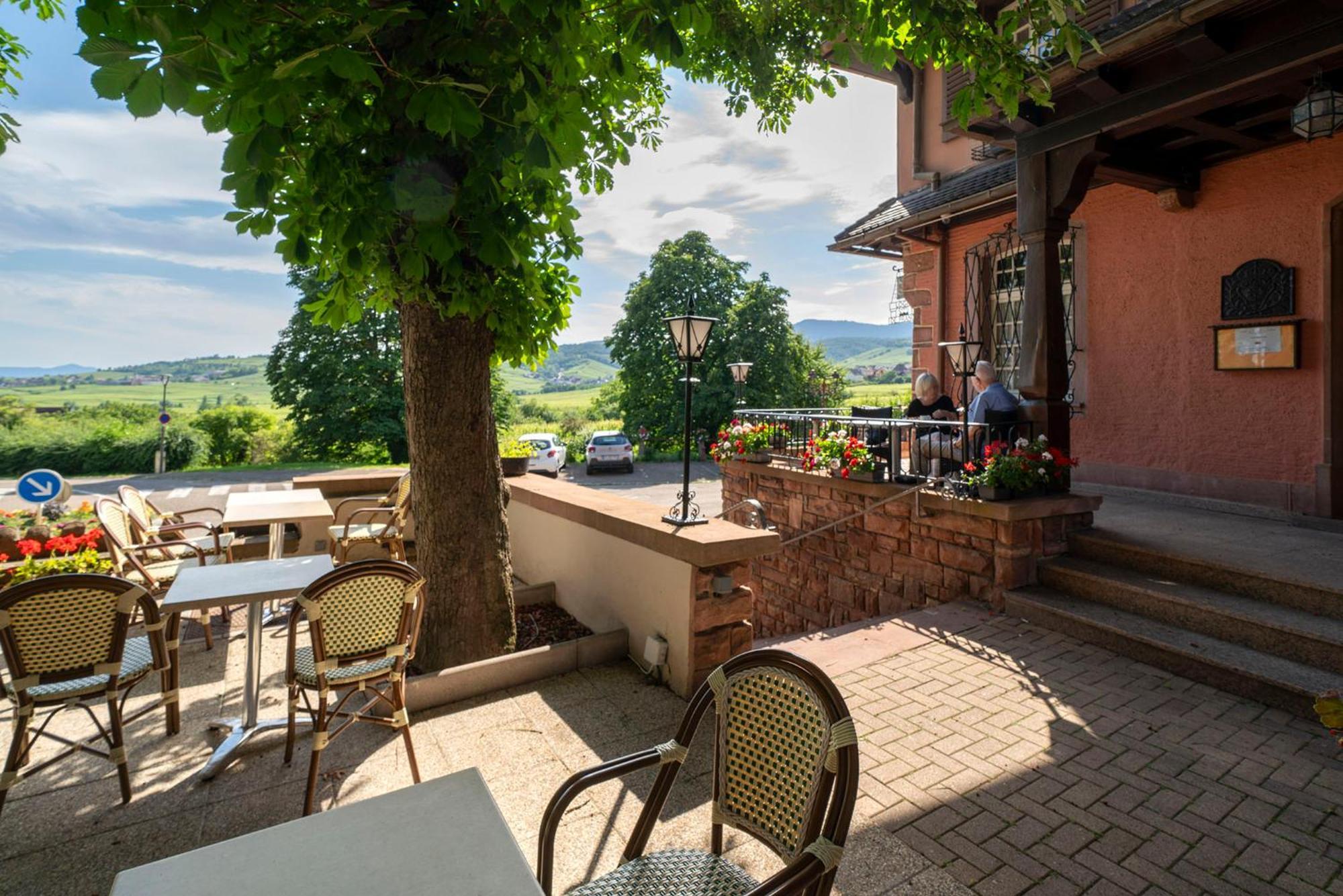 Hotel Munsch Restaurant & Wellness, Colmar Nord - Haut-Koenigsbourg แซ็ง-อิปโปลีท ภายนอก รูปภาพ