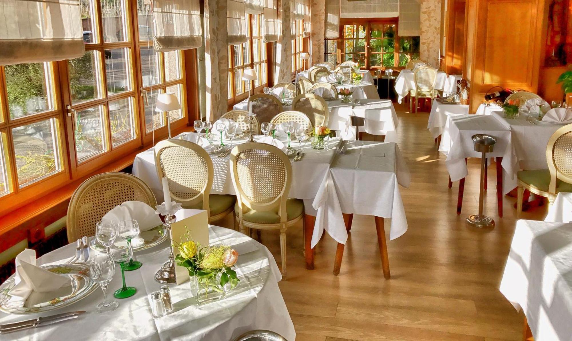 Hotel Munsch Restaurant & Wellness, Colmar Nord - Haut-Koenigsbourg แซ็ง-อิปโปลีท ภายนอก รูปภาพ